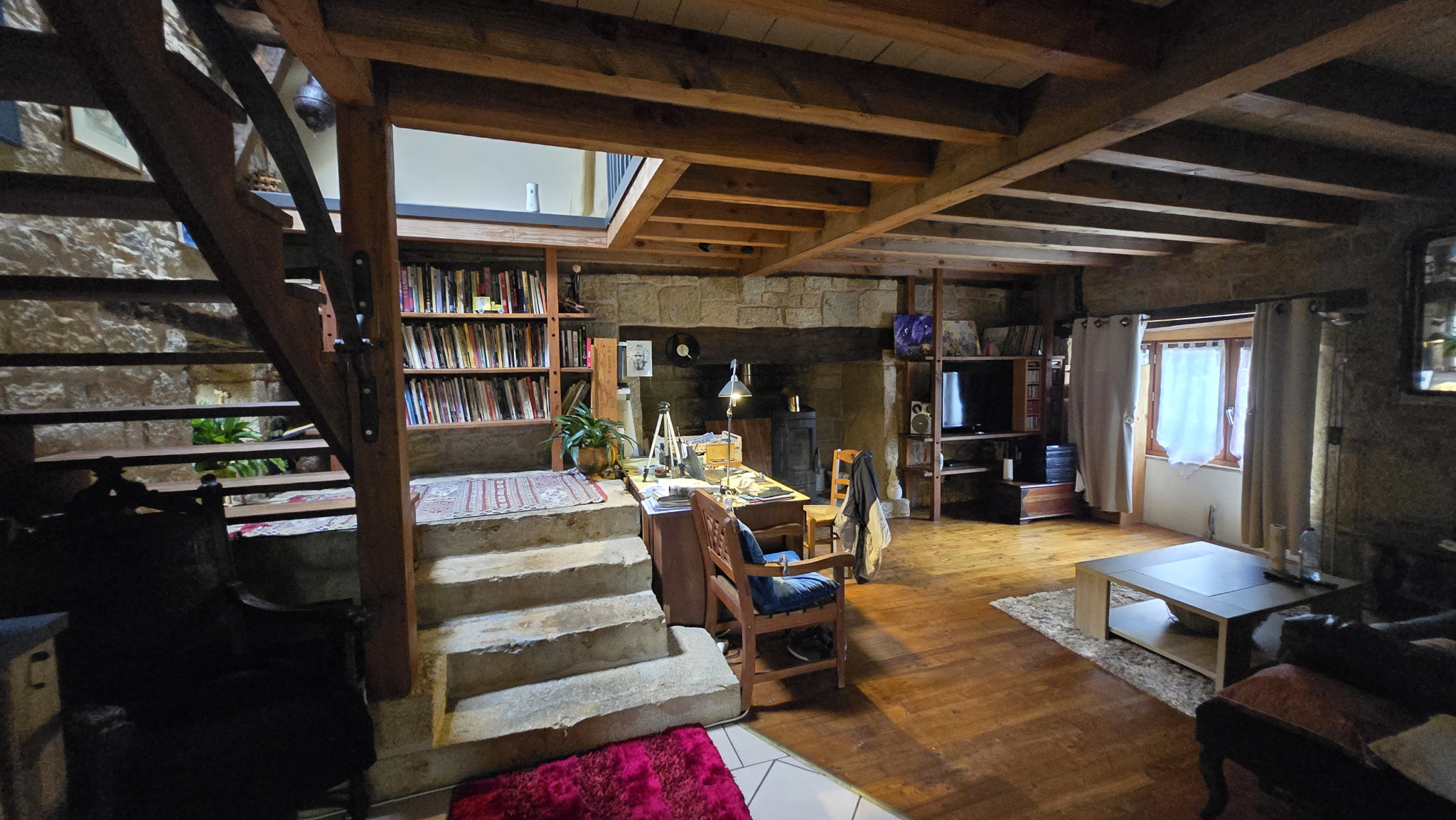 Photo 3
